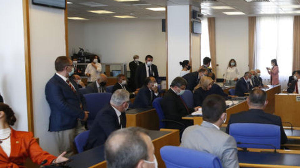 Sosyal medya düzenlemesi TBMM Adalet Komisyonunda