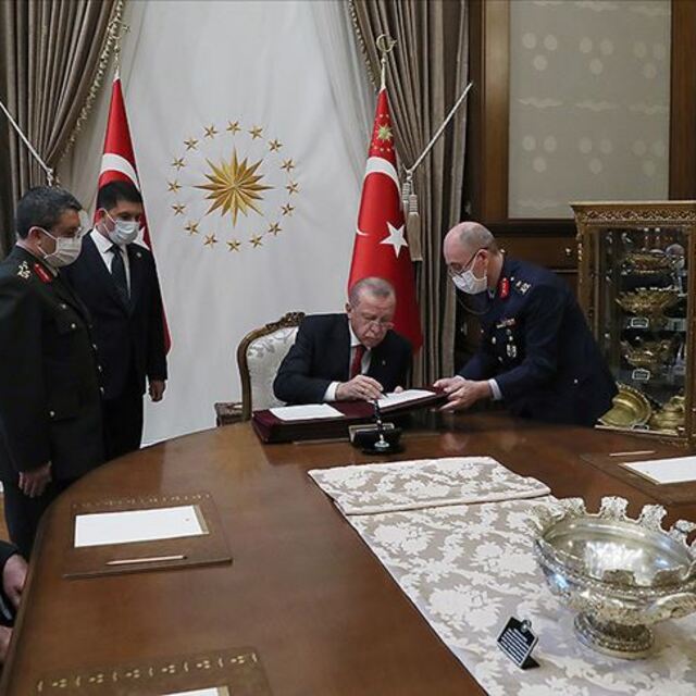 YAŞ kararları Resmi Gazete'de