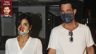 Aşıklar yürüyüşte