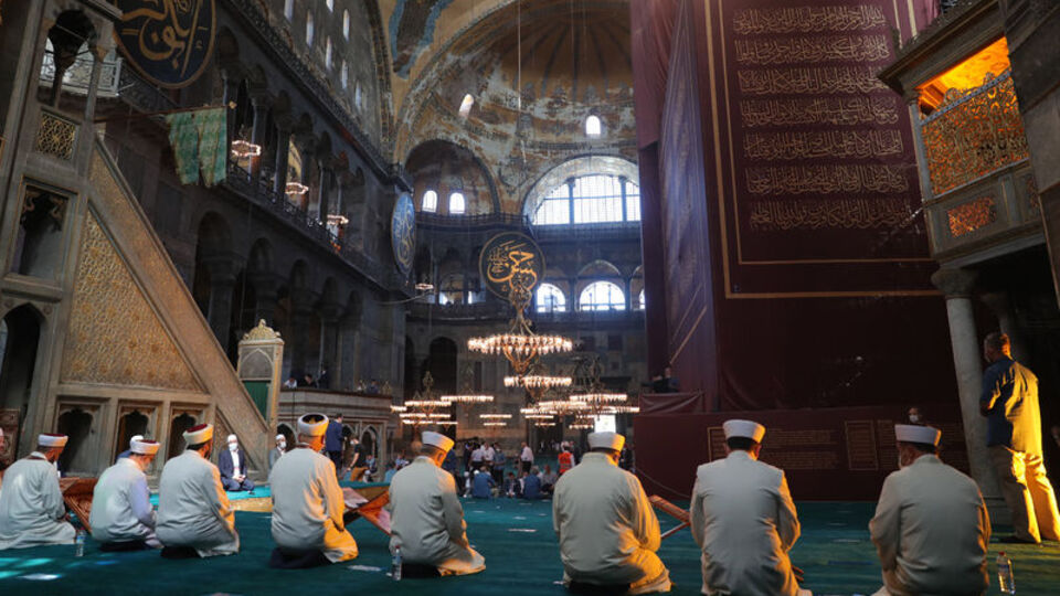 Ayasofya Camii açılış mesajları!