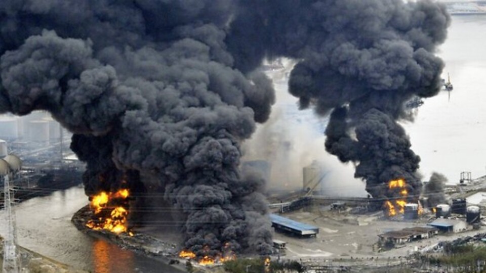 Yangın Depremleri oyuncuları kimler?