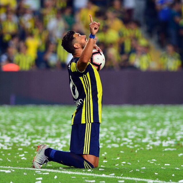Fenerbahçe'ye haber yolladı!