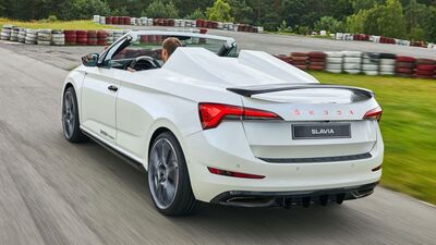 Skoda tavanını açtı!