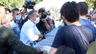 Vali Yerlikaya Ayasofya Camii'ne geldi