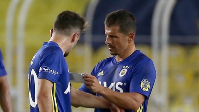 Emre Belözoğlu futbola veda etti