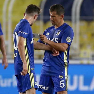 Emre Belözoğlu futbola veda etti