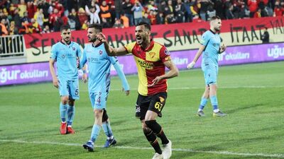 Göztepe, Deniz'le yollarını ayırdı