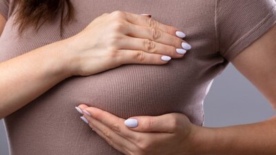 Kadınlarda meme ağrısı nedenleri