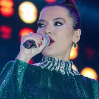 Demet Akalın'dan o akıma tepki