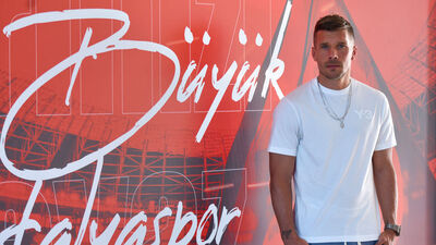 Podolski, Antalyaspor'da mutlu