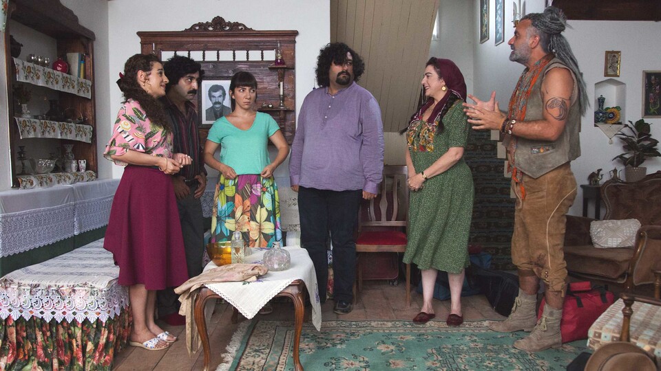 Cici Babam oyuncuları kimler?