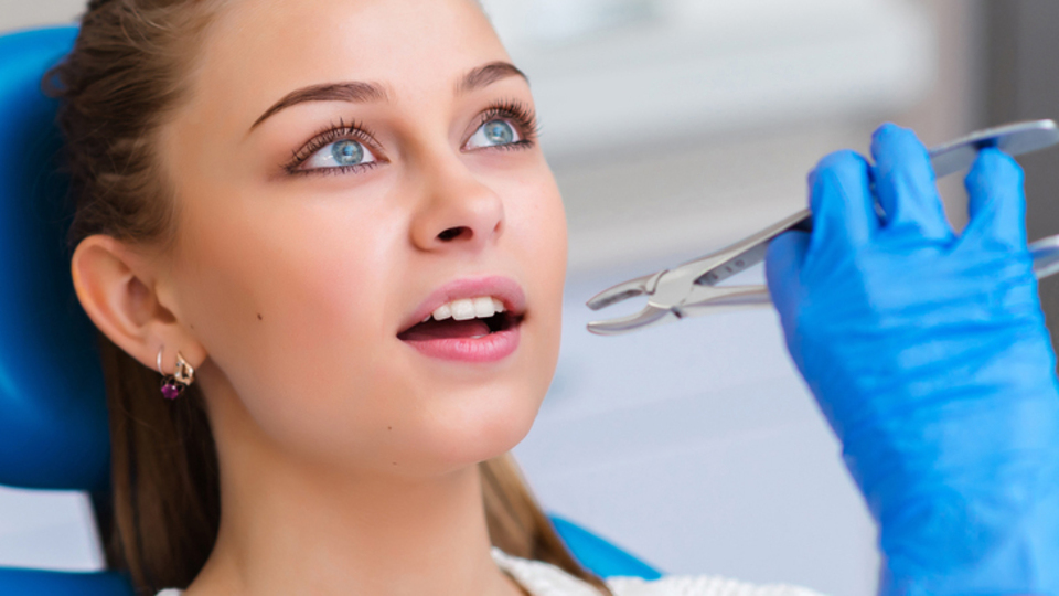 Diş apsesi oluşma nedenleri ve tedavisi