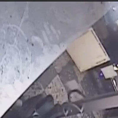 Büfede kalaslı saldırı kamerada!