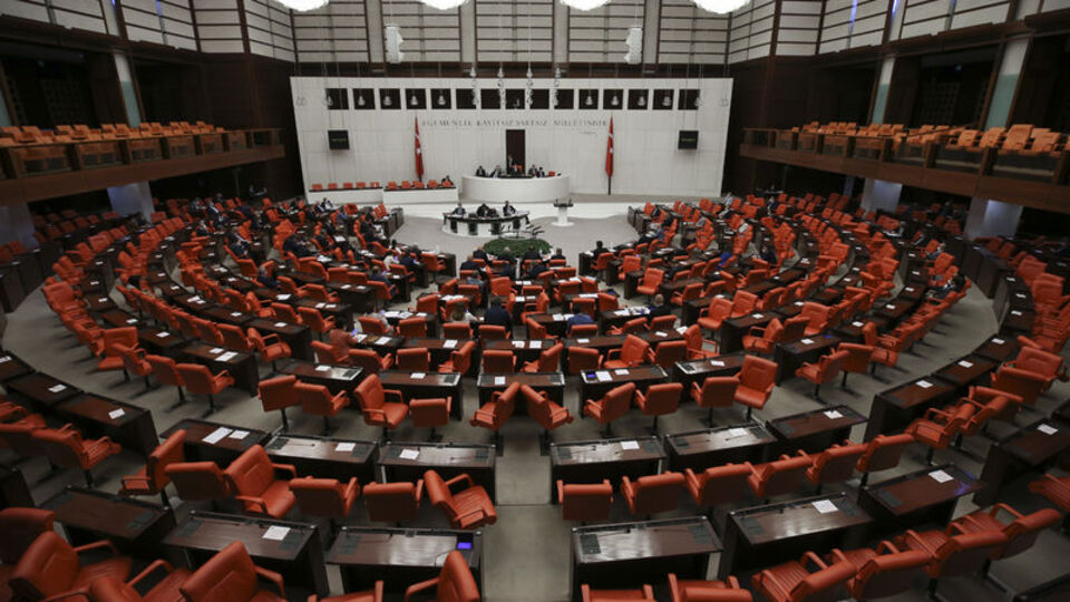 Sosyal medya düzenlemesi TBMM'de