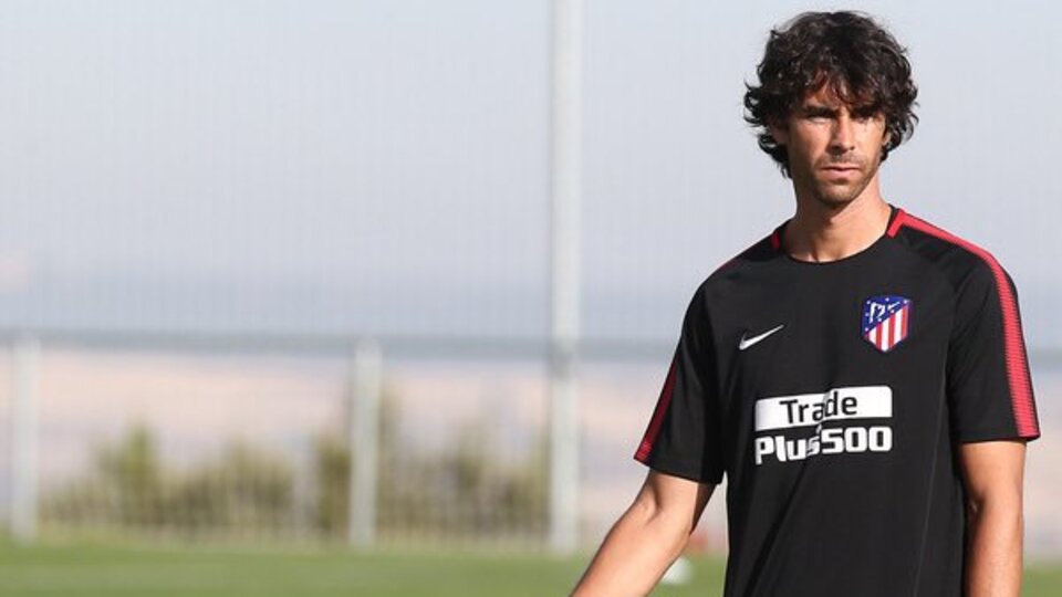 Tiago Mendes, Vitoria'nın başına geçti