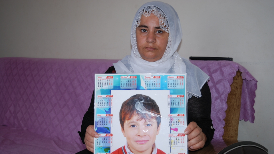 13 yaşındaki oğullarından 8 gündür haber alamıyorlar!