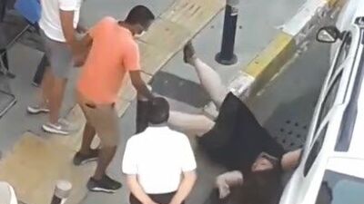 Park etmek isteyen kadını darp etti!