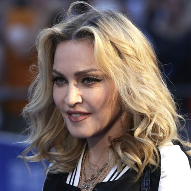 Instagram'dan Madonna'ya uyarı