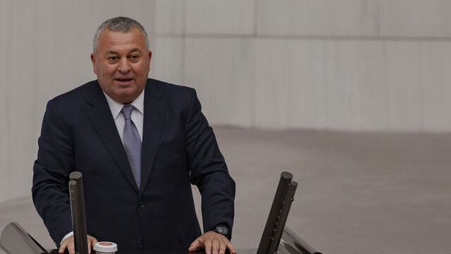 Cemal Enginyurt MHP'den ihraç edildi!