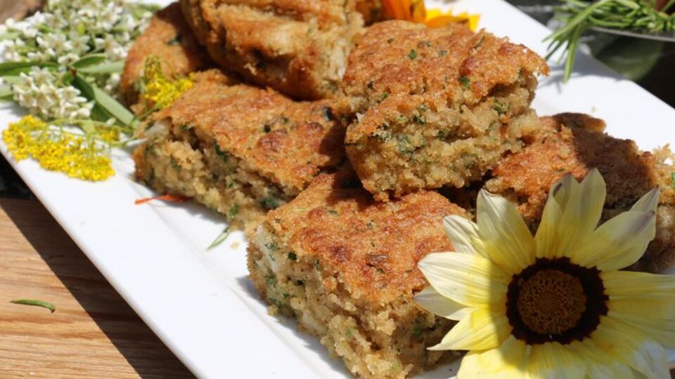 Az malzemeli kolay kek tarifi