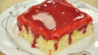 Bademli frambuazlı kek tarifi