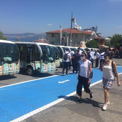 Sefere başladı, ilk yolcularını taşıdı!