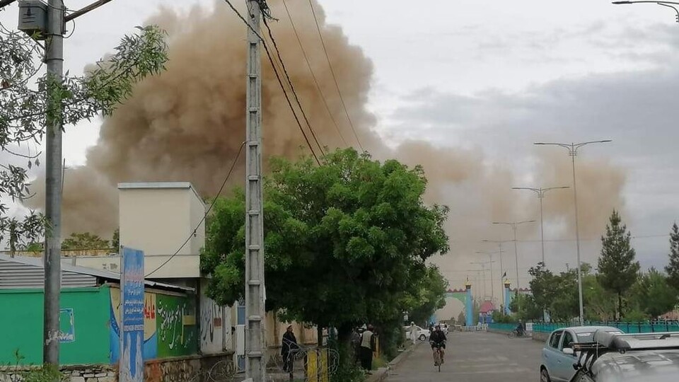 Afganistan'da bombalı araç saldırısı: 8 ölü, 30 yaralı!