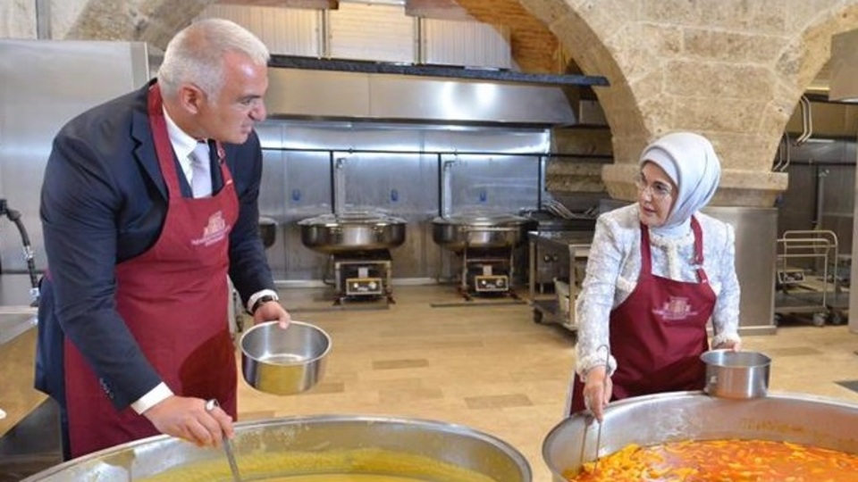 'Hayırseverliğinin nişanesi olmuştur'