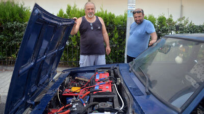 Baba-oğul dönüştürdü! 100 kilometre gidebiliyor