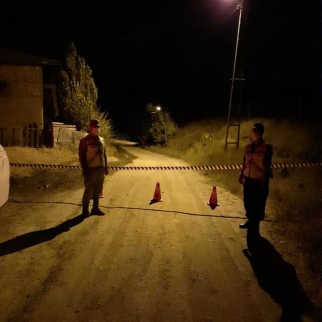 Sivas'ta bir köyde karantina