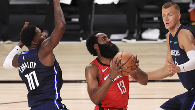 Houston Rockets yıldızlarıyla kazandı