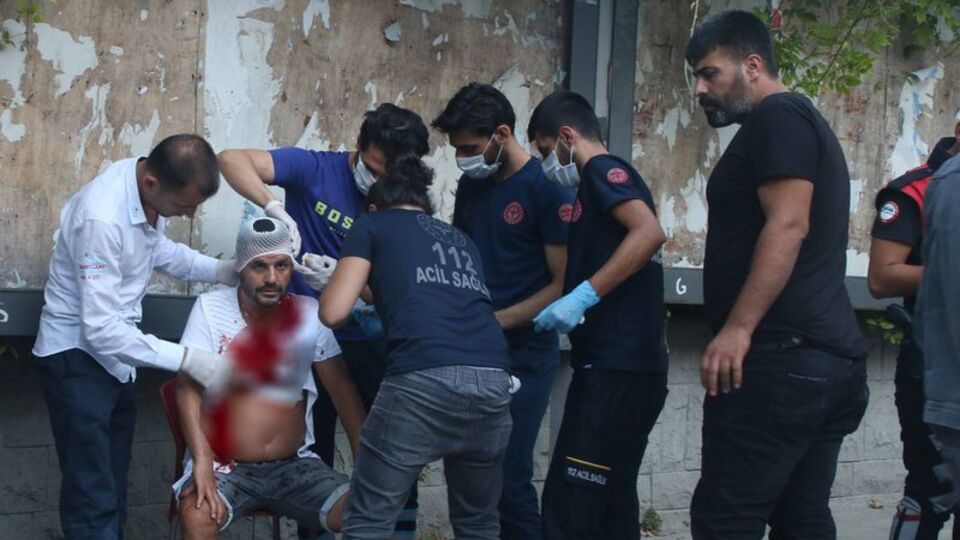 Taksim'de değnekçi dehşeti!