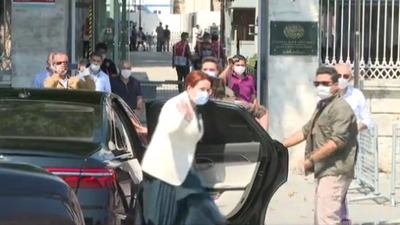 Akşener Ayasofya'da