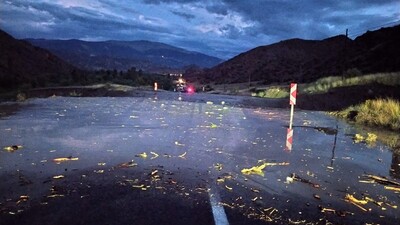 Sağanak yağış Erzurum'da sele dönüştü!