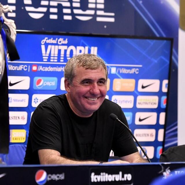 Hagi'den değişim kararı