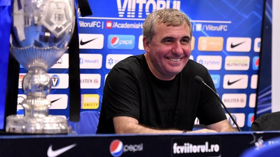 Hagi'den değişim kararı