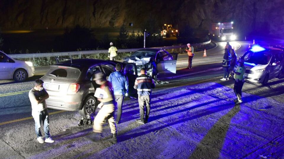Zigana Dağı'nda feci kaza! Ölü ve yaralılar var