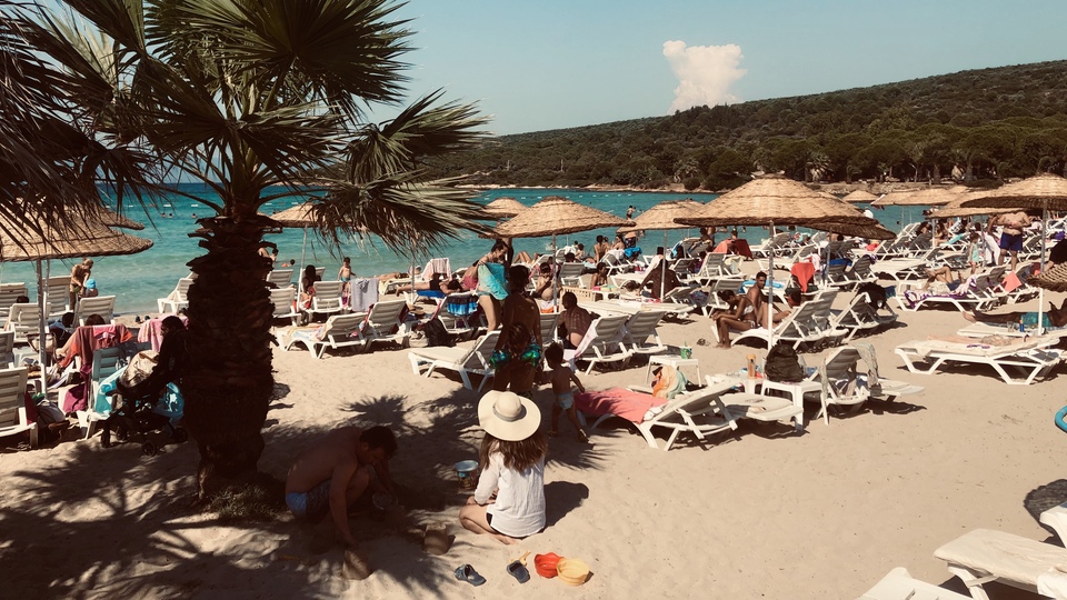 Çeşme Alaçatı'da 6 eğlence kulübü kapatıldı