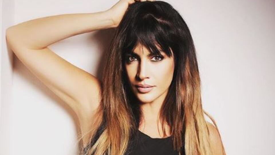 Tuğba Ekinci kimdir?