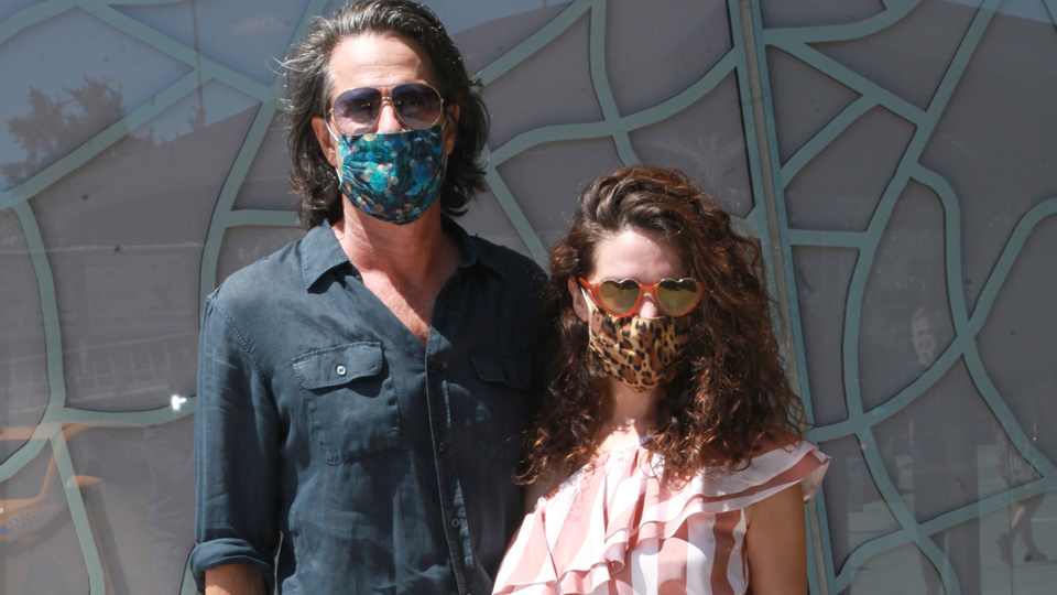 Sevgilisiyle alışverişte