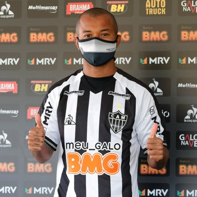 Mariano imzayı attı