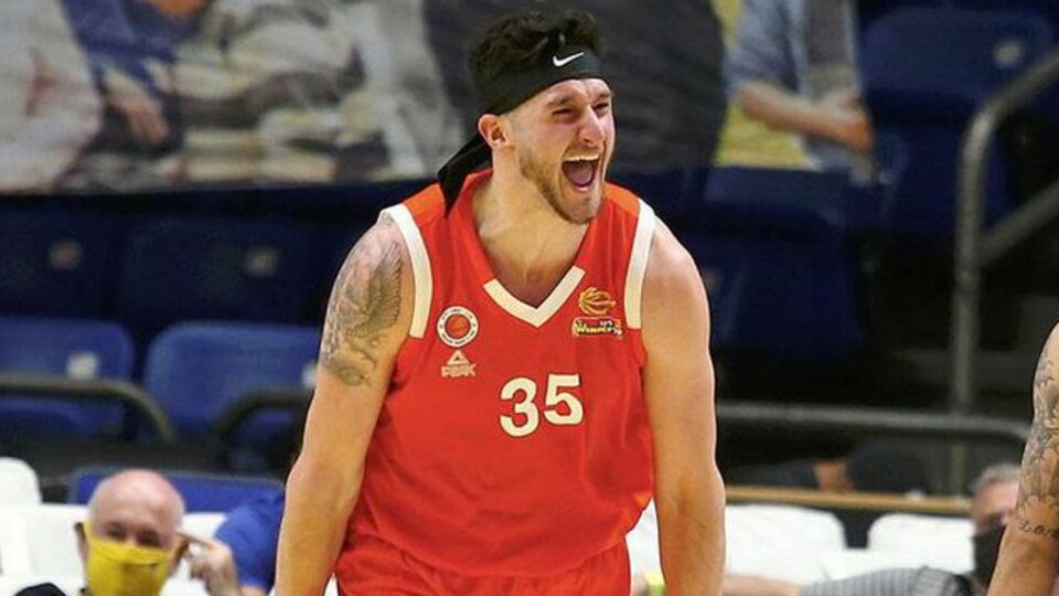 Galatasaray, Hankins'i kadrosuna kattı
