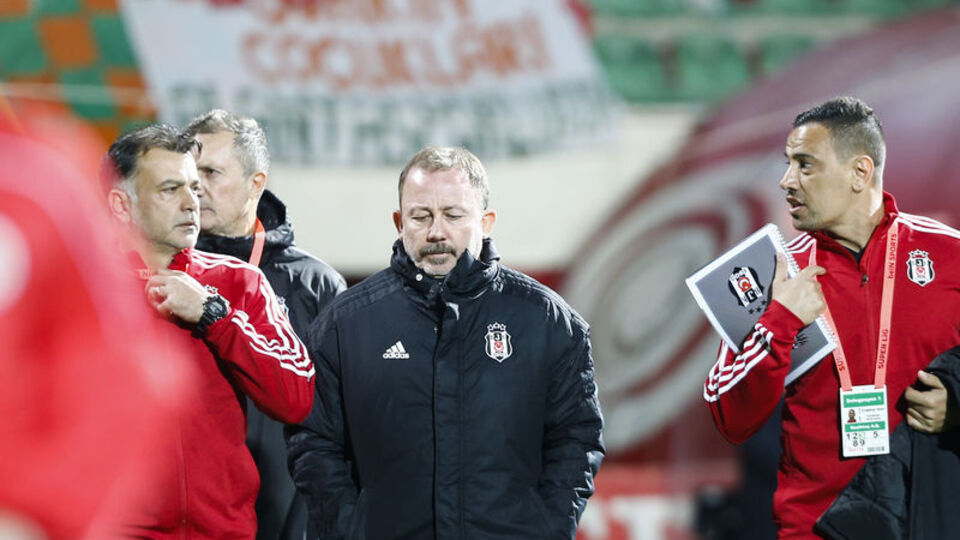 Beşiktaş'ta sürpriz ayrılık!