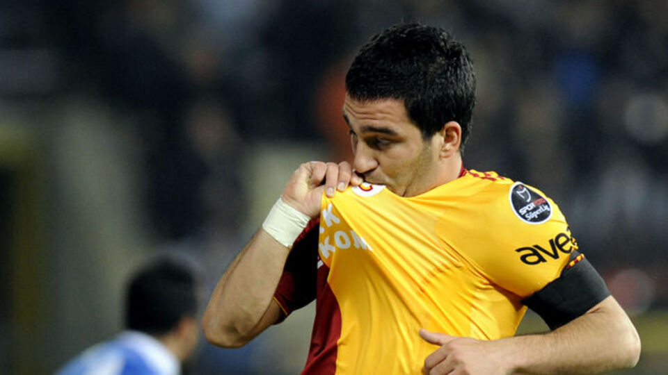 Arda Turan 9 yıl sonra Galatasaray'da