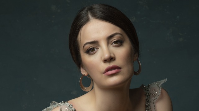 Başarılı oyuncu İrem Sak yeni sezonda Çukur'da