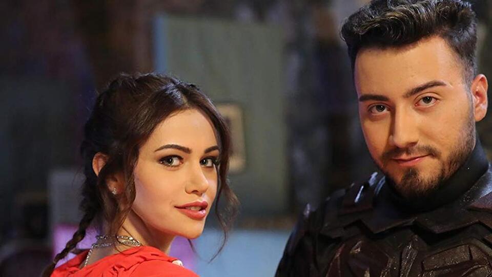 Enes Batur Gerçek Kahraman oyuncuları kimler?