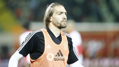 Caner Erkin yeniden Fenerbahçe´de