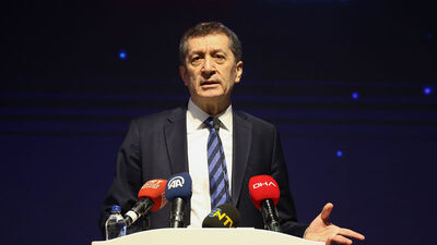 Bakan Selçuk'tan 'okullar açılmasın' diyenlere yanıt