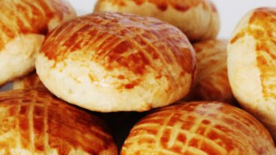 Leziz pastane poğaçası için pratik tarif