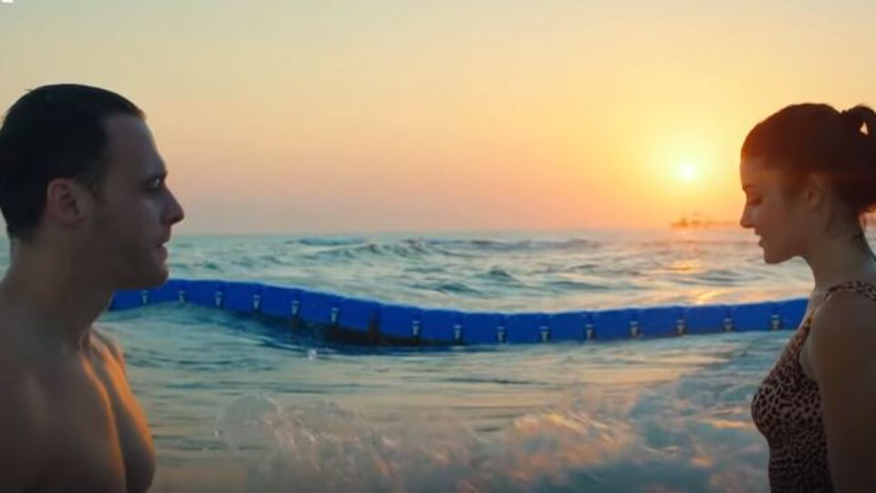 Eda ve Serkan tatilde!